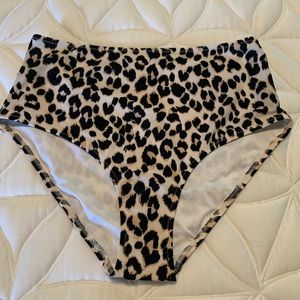 Leopard print swim bottoms
